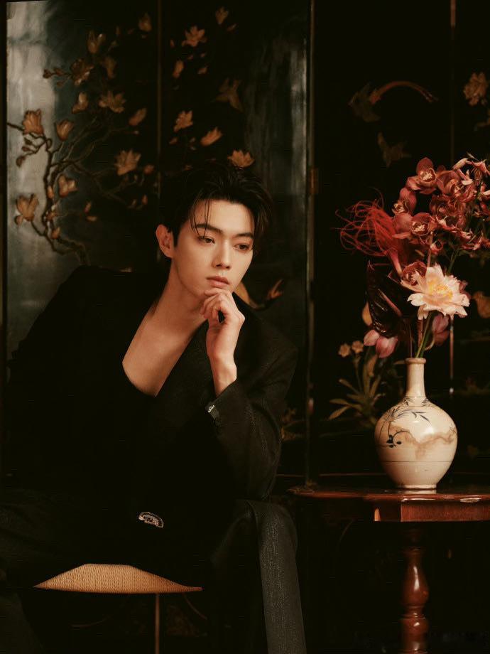 #许凯[超话]##黄宣长在许凯的笑点上#他们两个的互动真的是太搞笑了吧，谁能想到