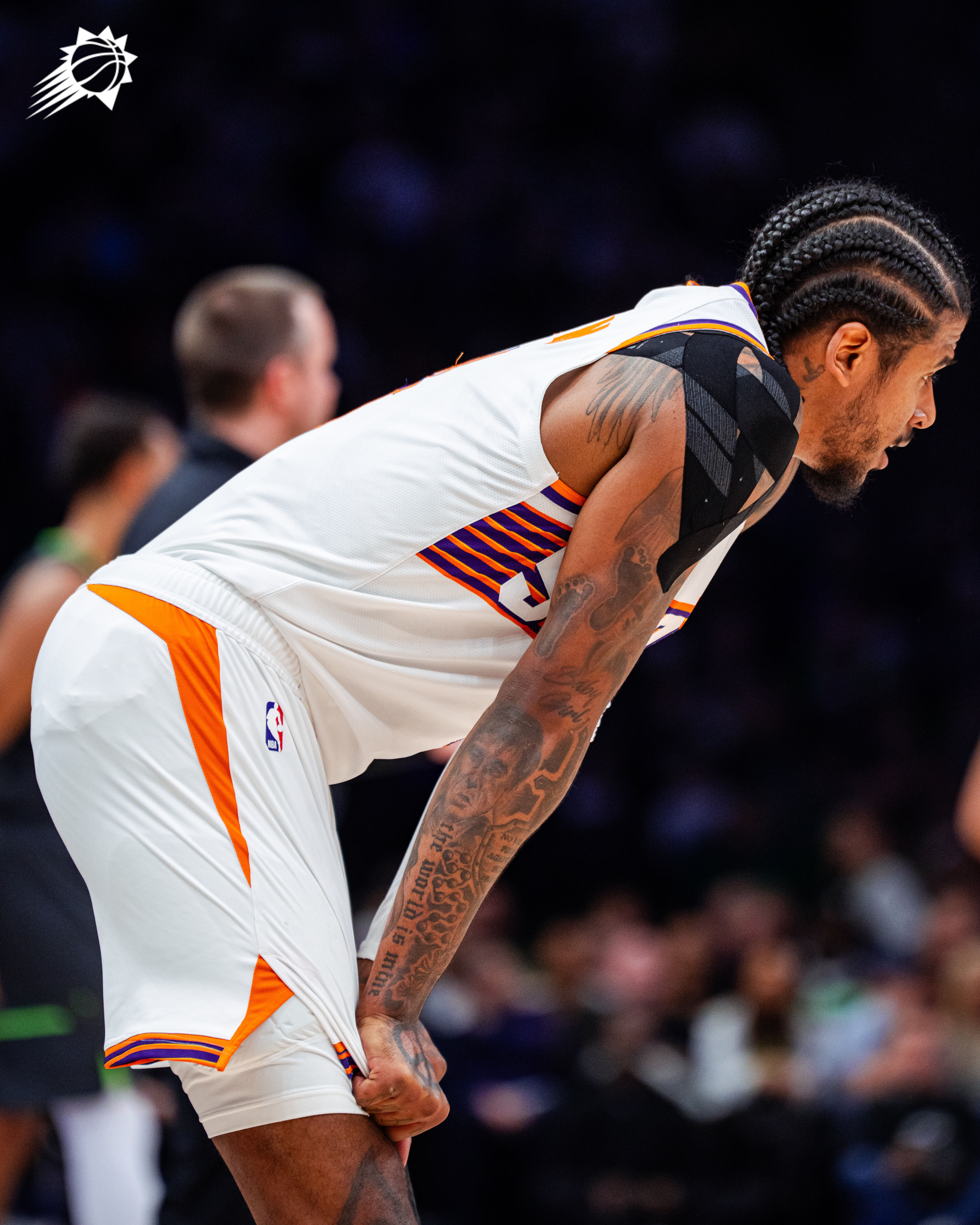 JG半场8分1篮板4助攻1抢断1盖帽 希望下半场状态爆发 💪菲尼克斯太阳 ｜旭