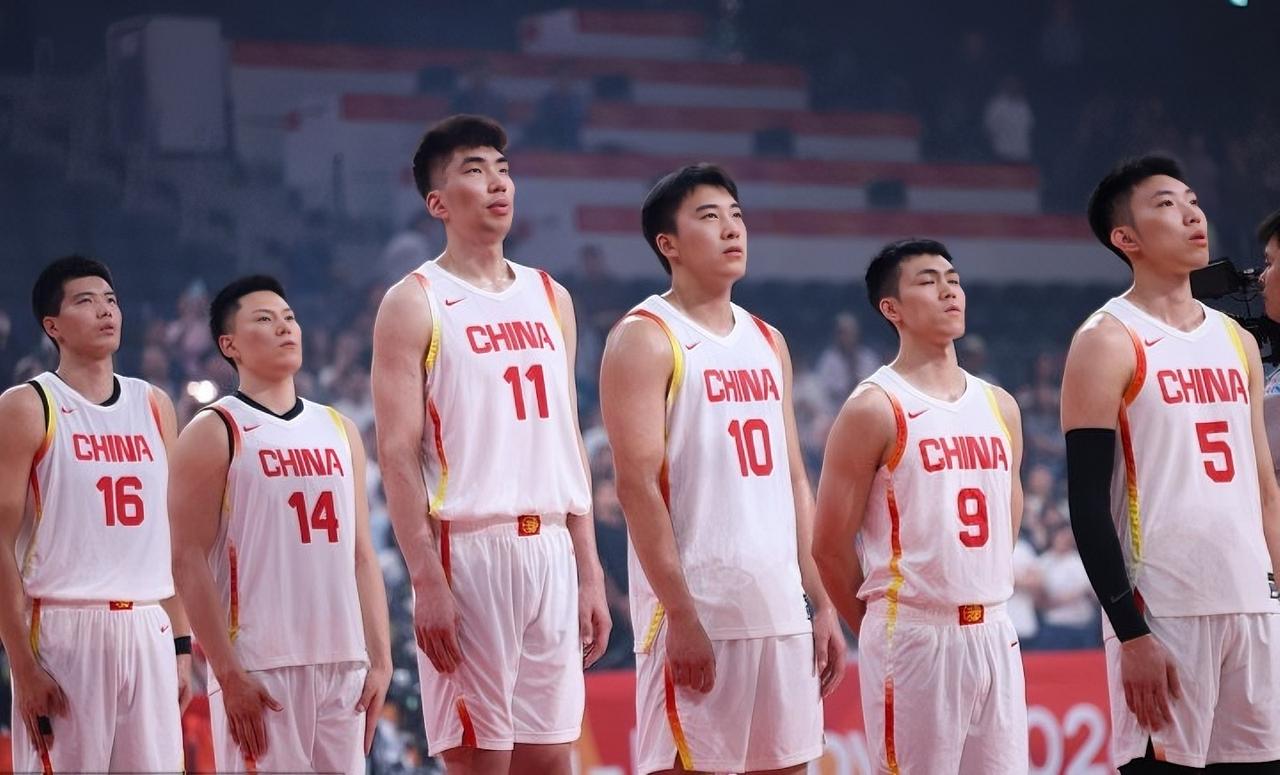 亚运会四分之一决赛，中国男篮对阵沙特阿拉伯男篮。

开场中国男篮进入状态非常快，