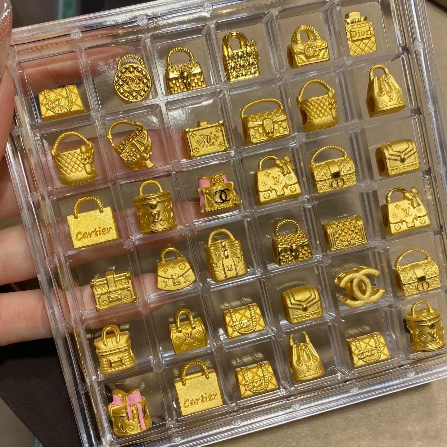 金金们今日壬子开开心心的一天辛金