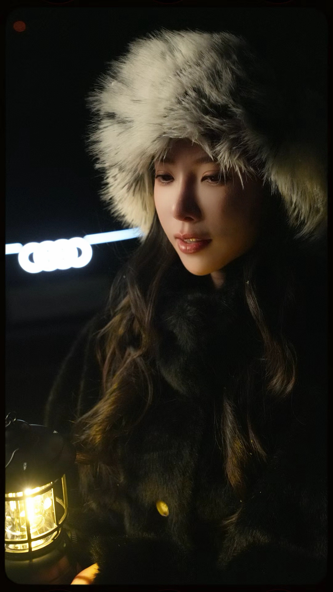 《雪夜》出镜：我拍摄：团队小伙伴们灯光师：奥迪Q5L奥迪Q5L