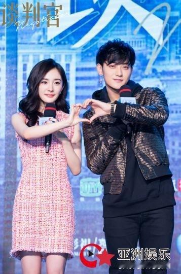 杨幂和黄子韬还合作过《谈判官》，当年还是湖南卫视收视年冠呢！果然有幂姐的剧播的都