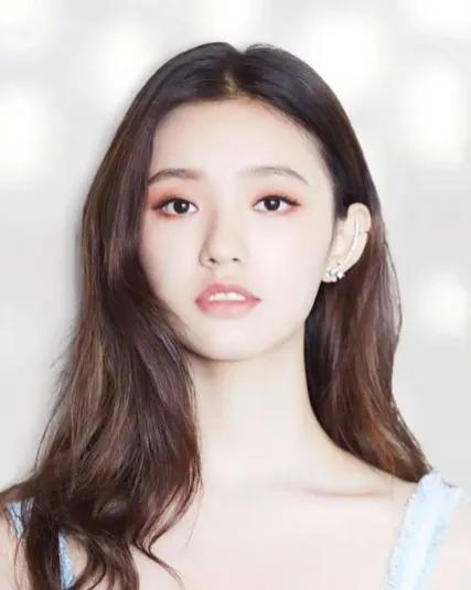星女郎林允，真的没想到！

11月13日，星女郎林允一大早就冲上热搜，意外的是，