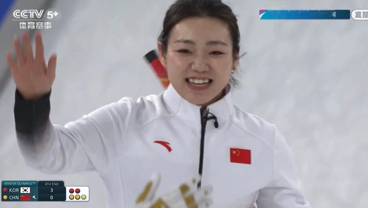 中国队后手2分！追至2-3！请欣赏韩雨精彩传击double！米兰冬奥会冰壶女子团