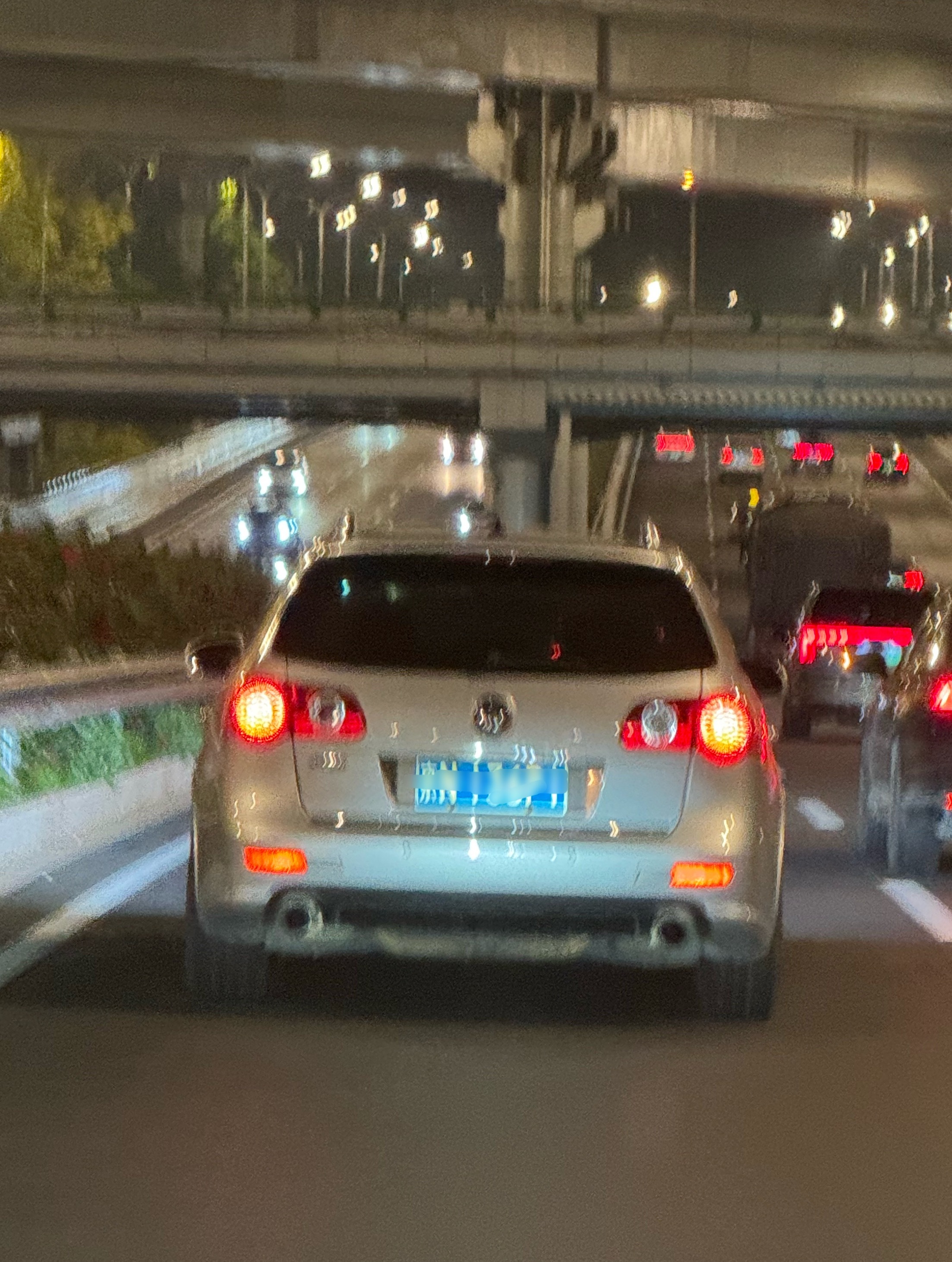 每每看到R36 就想拍下来楠哥梦想中的好车 李楠说道李楠说道