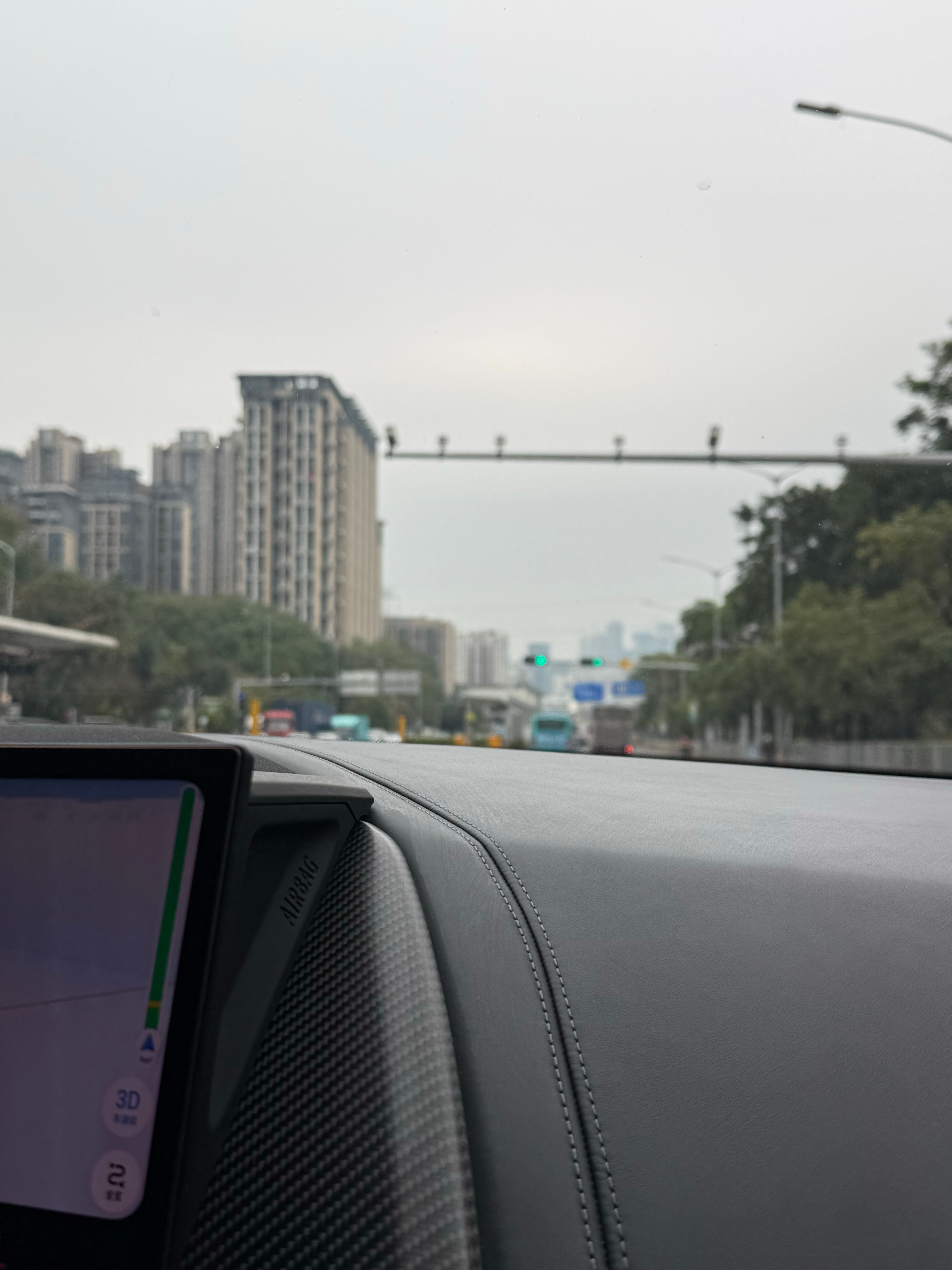 我自己都急死了，出发去工厂催货