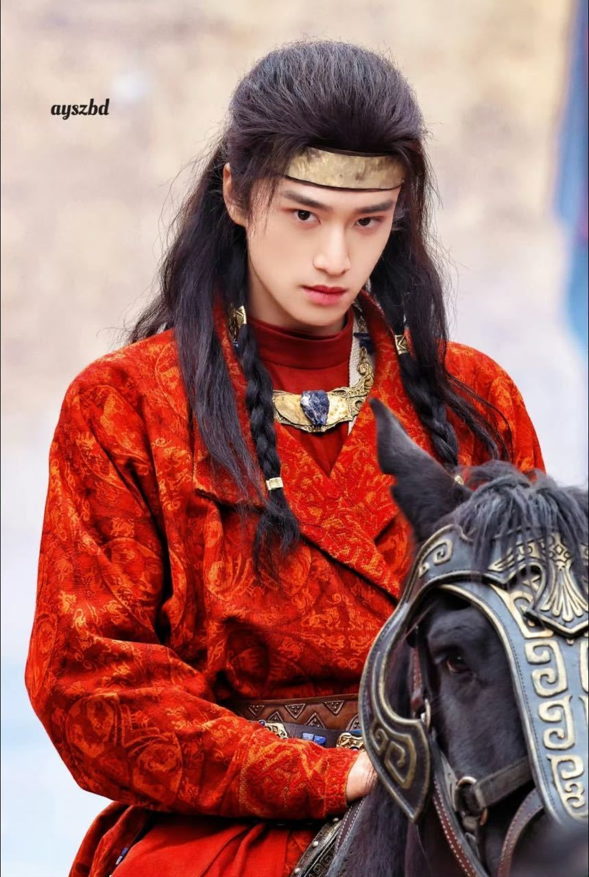 张康乐 zkl张康乐冰湖重生 “你是我跨越山河万里，携带着芳香也要碰面的光”