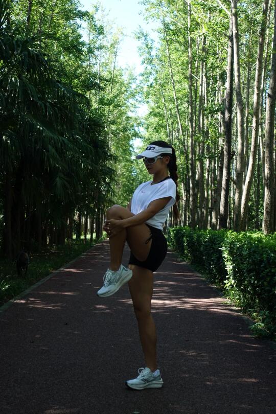 🔥晨跑遛狗ootd｜黑白配永远的王炸！