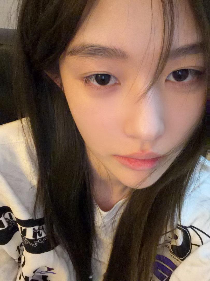 小乖小乖，你怎么这么萌🥺素颜优越的一百种展示方式，大家可以跟着学惹 