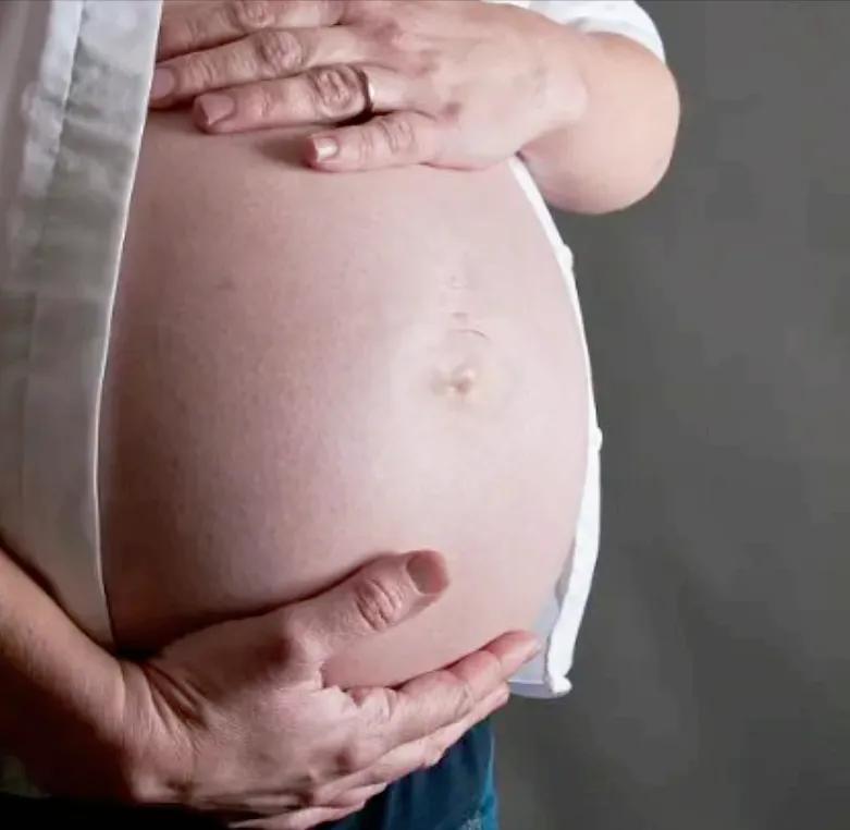 禽兽不如！吉林一单身女子患精神病卧床10年，突然生下一名婴儿！没人知道孩子父亲是