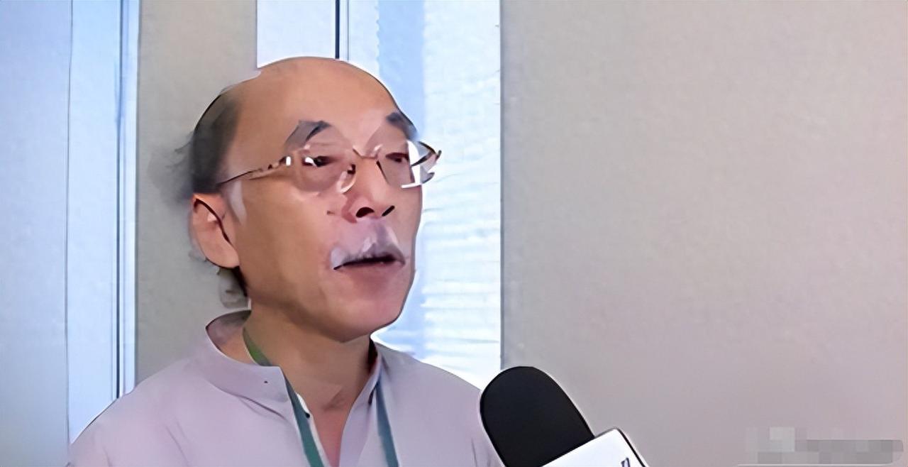 日本专家抛出一个极其荒谬的问题：“当年那么多国家侵略过中国，凭什么你们中国人现在