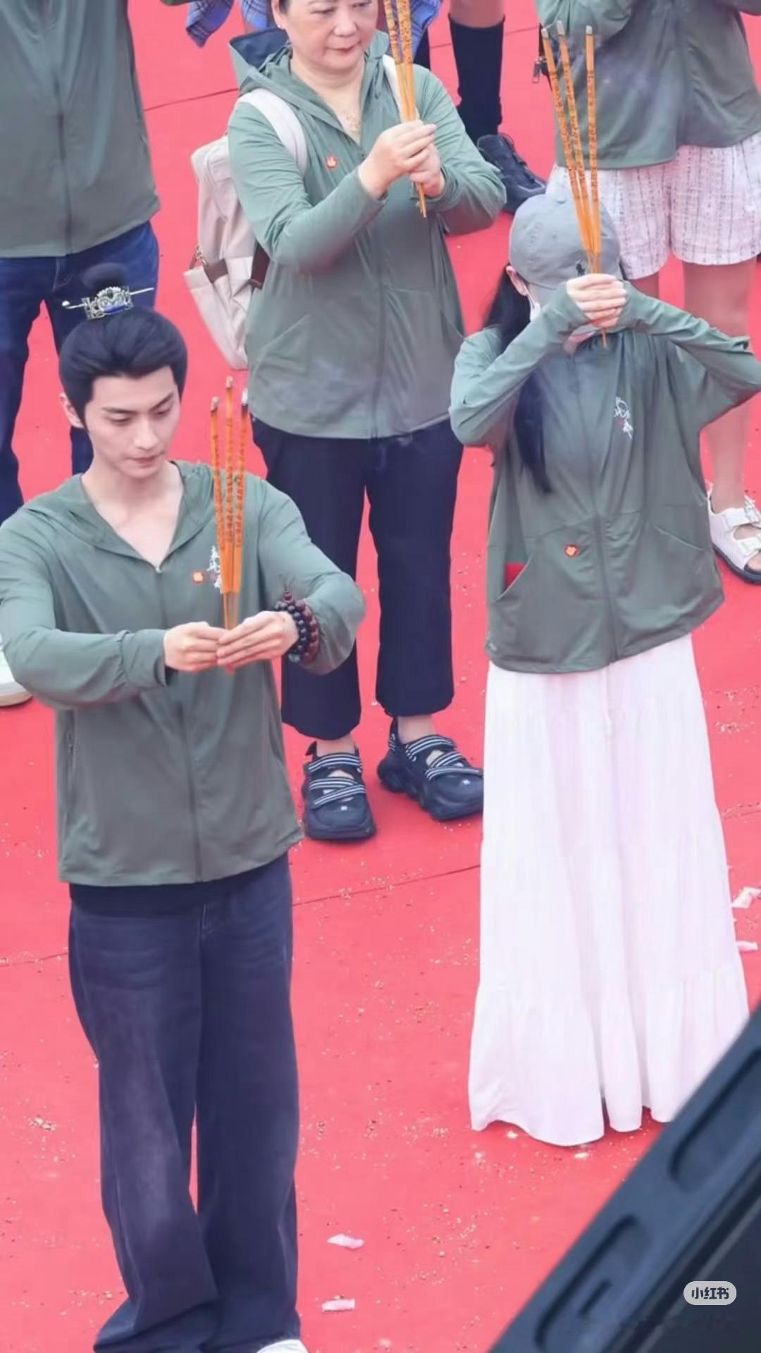 宋祖儿 陈鑫海《表妹万福》今日开机表妹万福今天开机 ​​​