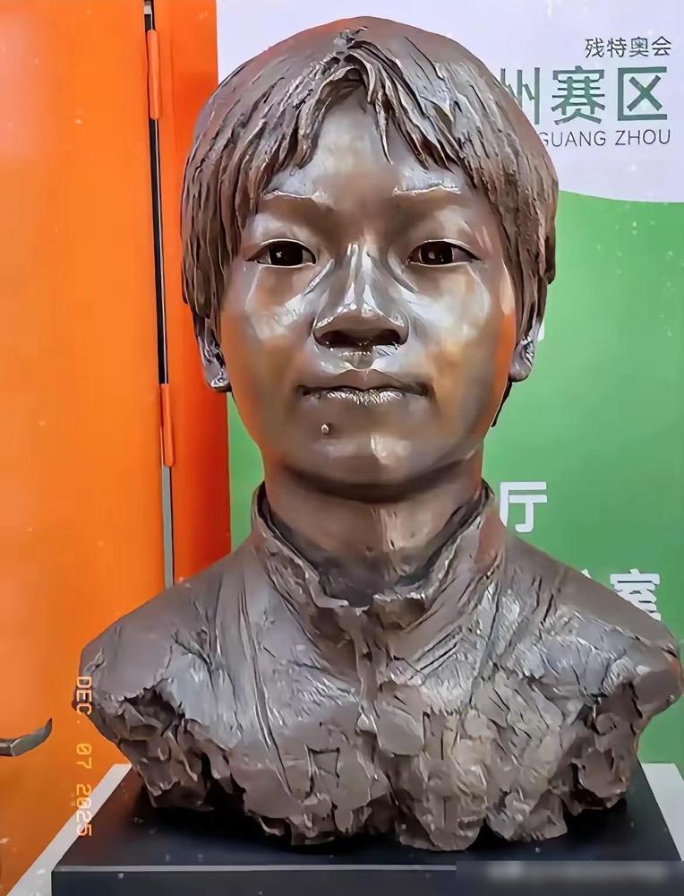 这下真的出名了

不仅湛江，全国人民都知道了，

说件事吧，就是18岁的全红婵因