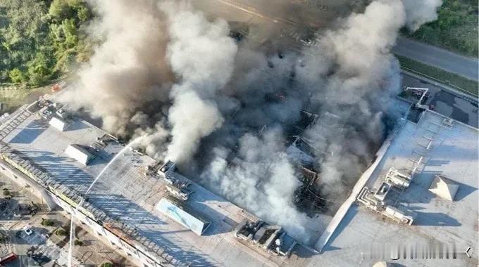 乌克兰媒体综合第聂伯罗彼得罗夫斯克州军事管理局、克里沃罗格防务委员会、乌克兰总检