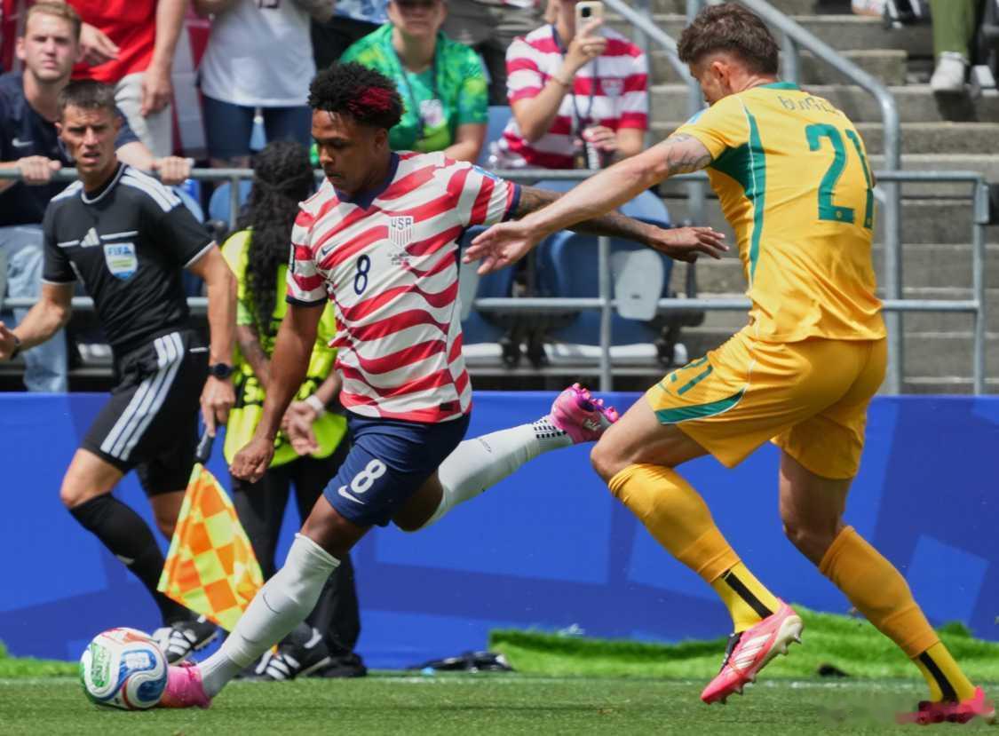世界杯：普利西奇缺战铁卫头槌 美国2-0澳大利亚晋级造2大纪录本届世界杯第一轮小