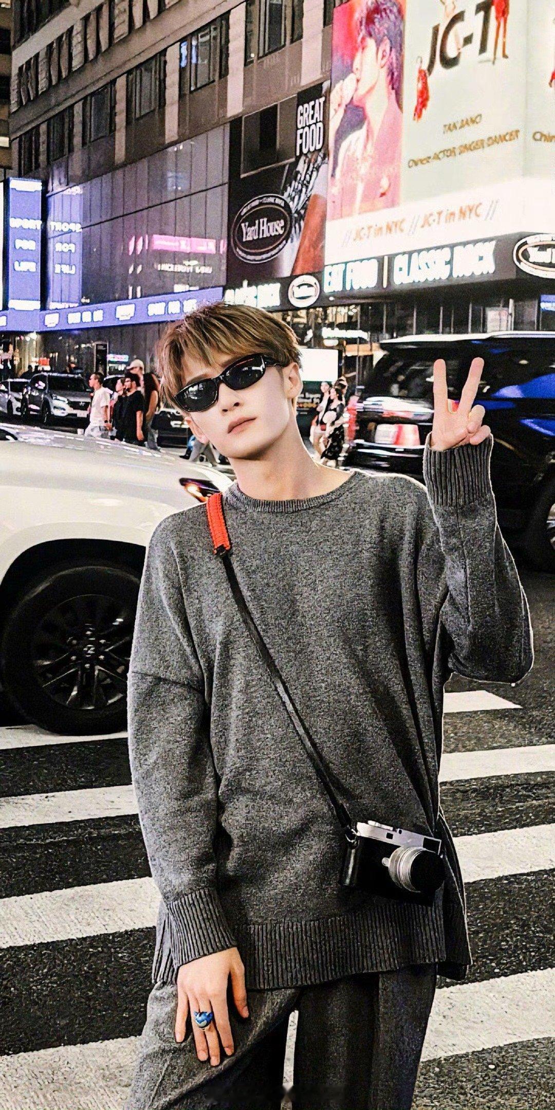 檀健次肯定危晋宇蒙娜丽莎舞台 双向奔赴的舞台高光！危晋宇用一场酣畅淋漓的《蒙娜丽