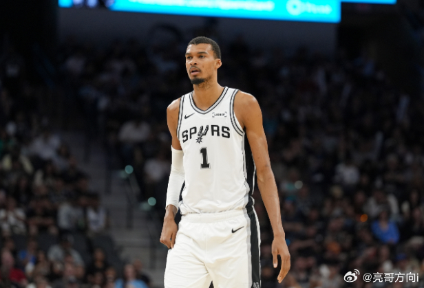 近日，帕金斯在节目中谈到了文班亚马。帕金斯表示：“如果让我建队，我绝对会选文班亚