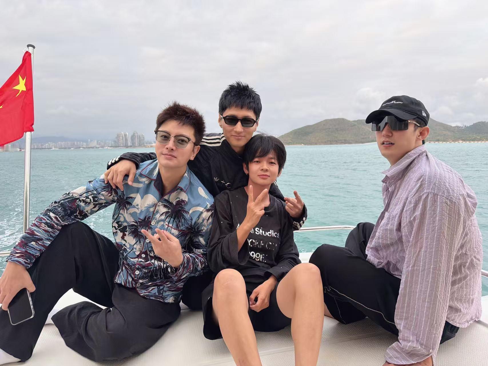 既生瑜何生亮，晚上小葱蘸大酱。😂 