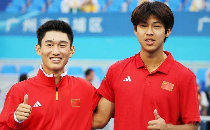 🔵全运会 男团1/4决赛北京队2-0 战胜天津队✅商竣程6-2/6-0 横扫高