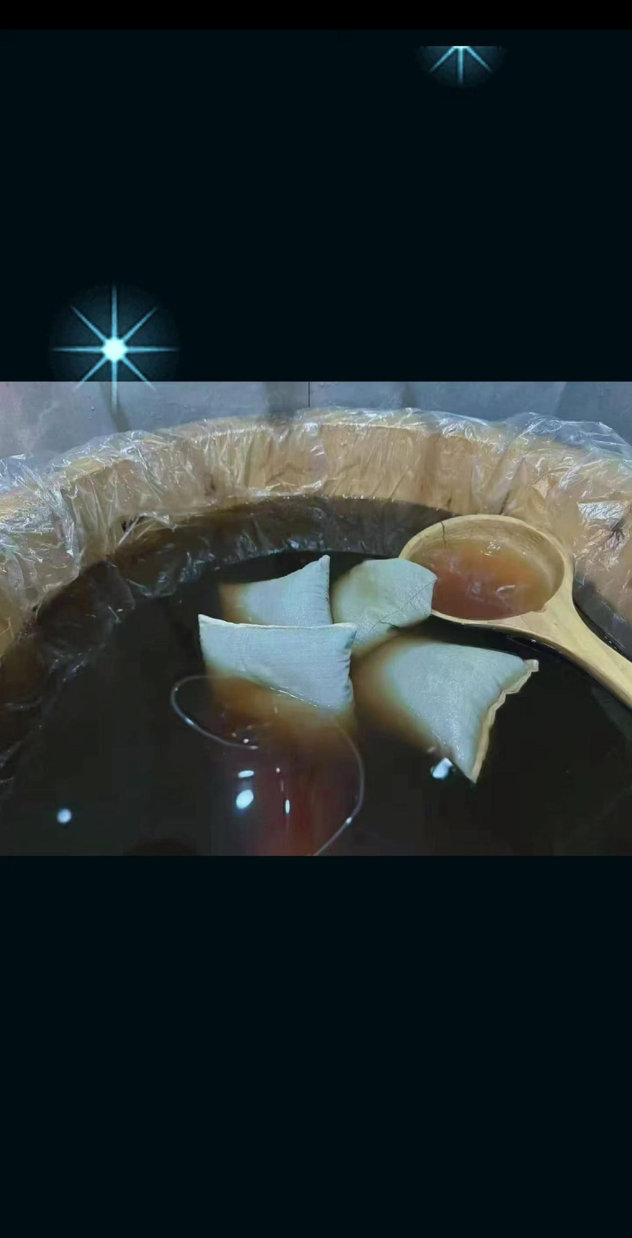 相互折磨才是真爱，你别不信，很多人都以为爱情应该是轻松甜蜜的，就其实恰恰相反，越