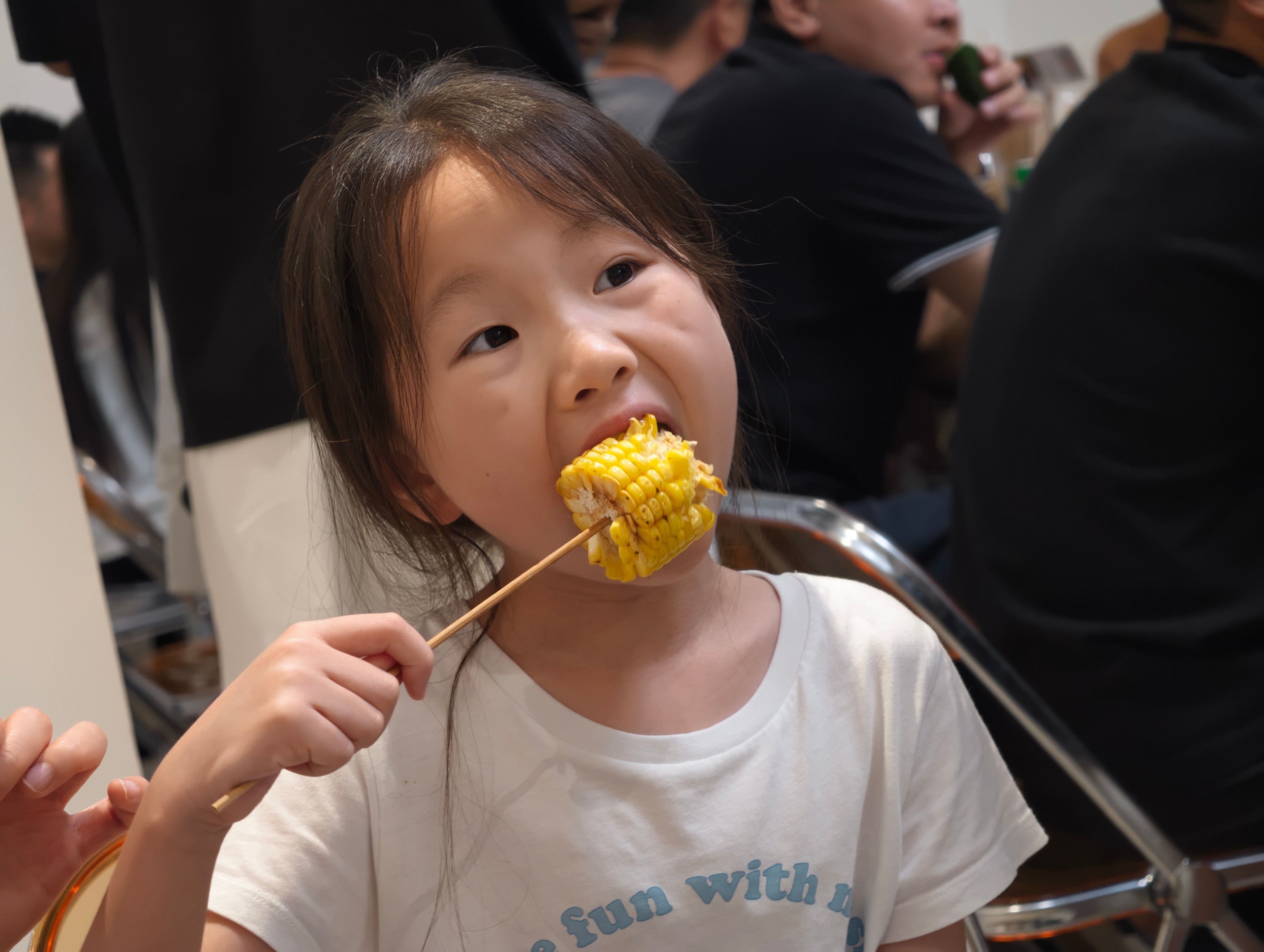 这会总算把杰灵的大运烧鸡吃到了！名不虚传，确实好吃😋小朋友来也很适合，点的不辣