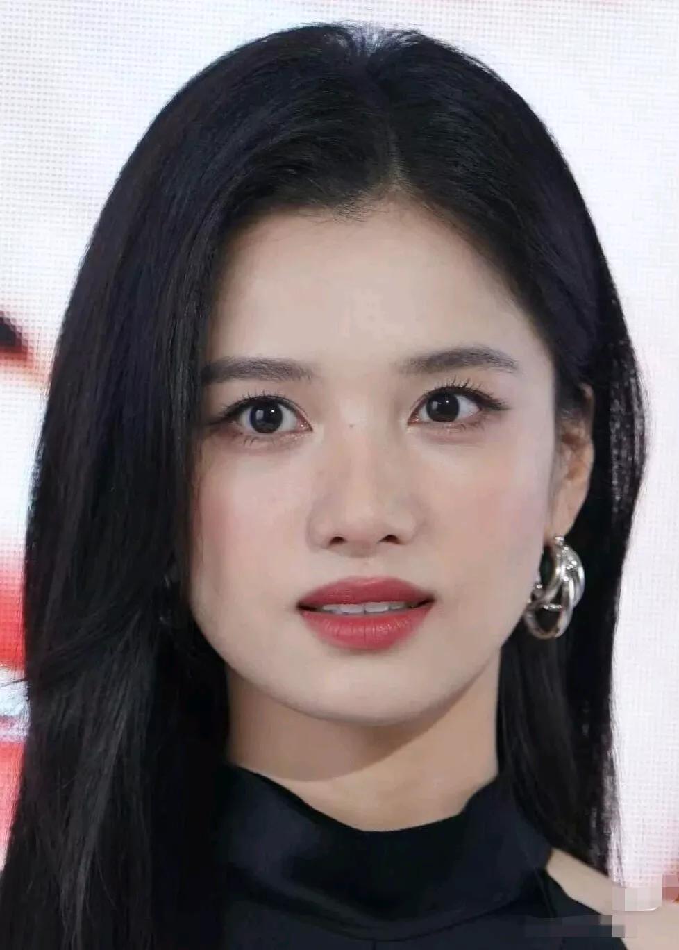 张婧怡