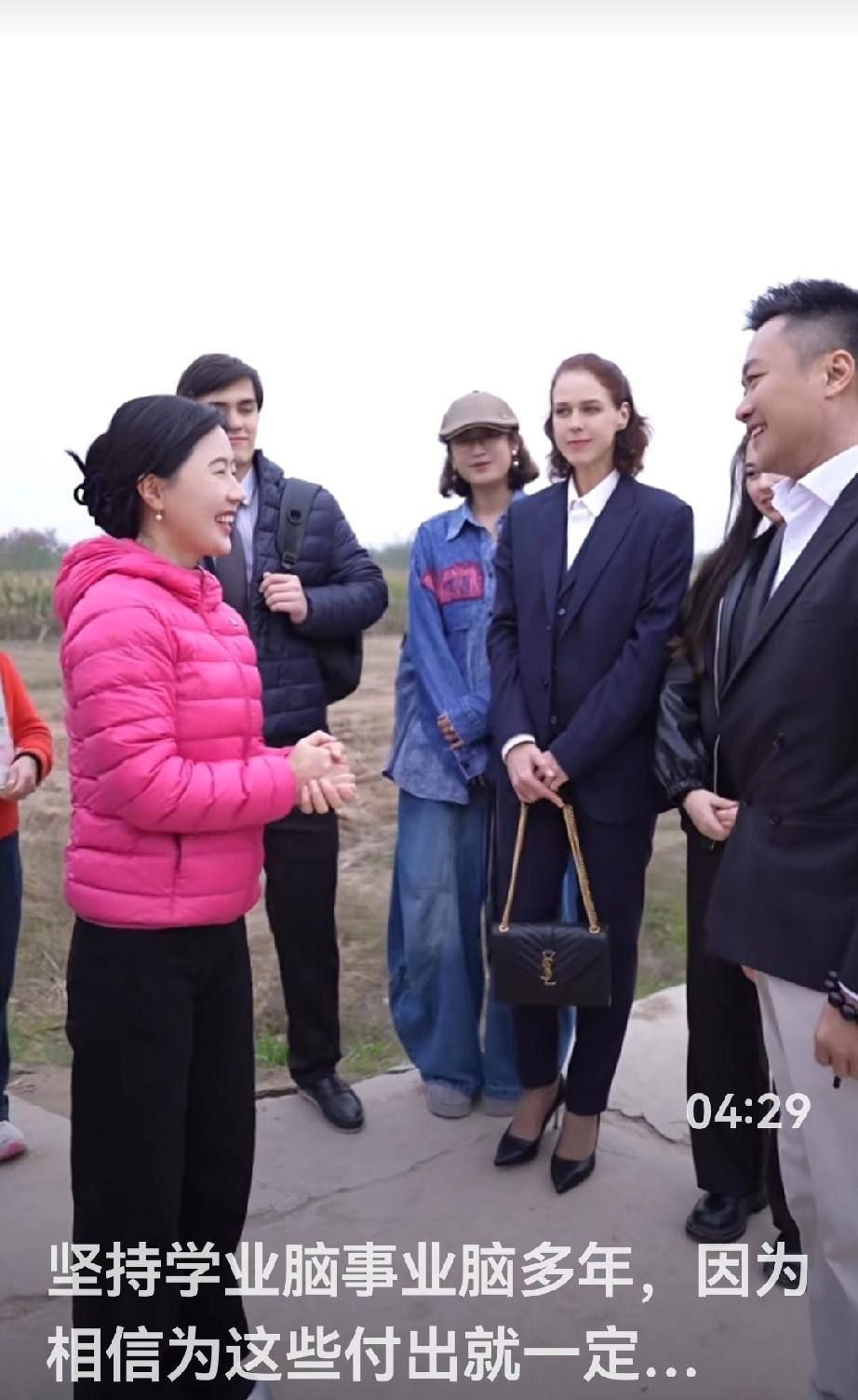 相宜博士这颗金子，终于发光了，韩国顺利完成直播，又迎来加拿大的橄榄枝，事业一顺百