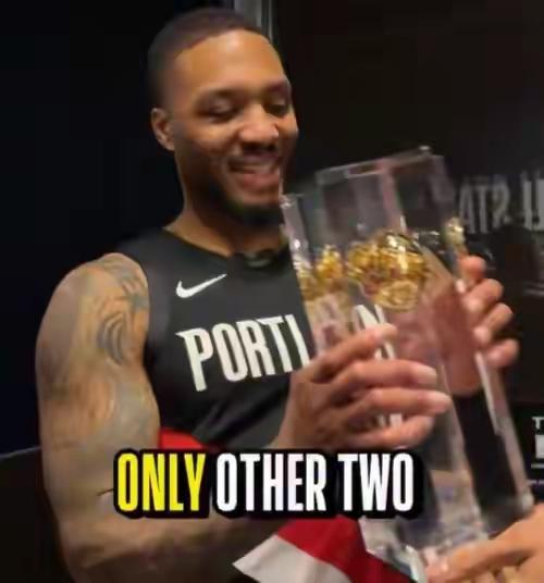 不得不佩服利拉德，休战那么久，手感还是一流的，在刚刚结束的NBA全明星3分大赛中