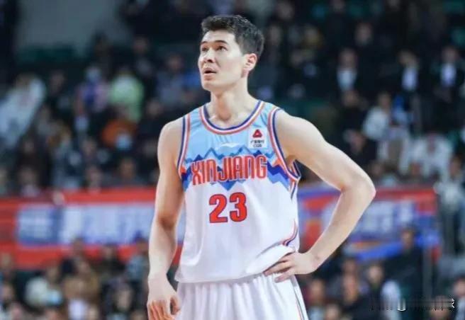 太丢脸了！新疆96-108不敌广州，看看数据谁该背锅！
琼斯：3中2，拿下4+2