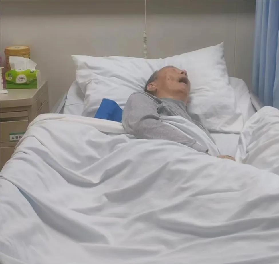 只要你去伺候，一个屎尿屁都不能自理的老人，不用多，就俩月。你会发现，每一个人的老