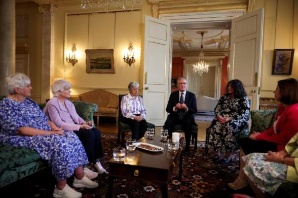 英国首相斯塔默正式道歉，承认1949年至1976年间，英国政府存在系统性失职，强