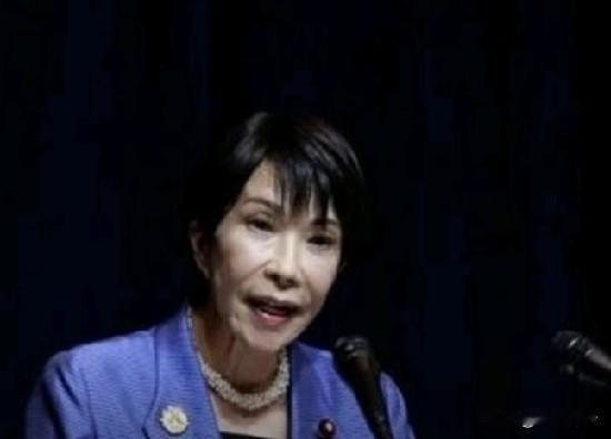 日本前高官急了，警告高市别指望特朗普。要知道高市一直以来，一门心思想靠美国撑场面
