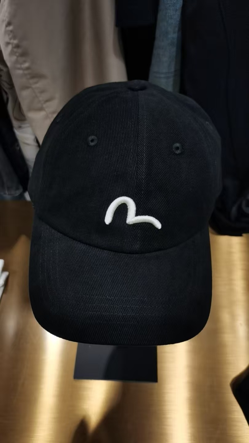 我的p帽终于可以下岗了  这么多年辛苦了[笑cry][笑cry][笑cry][笑