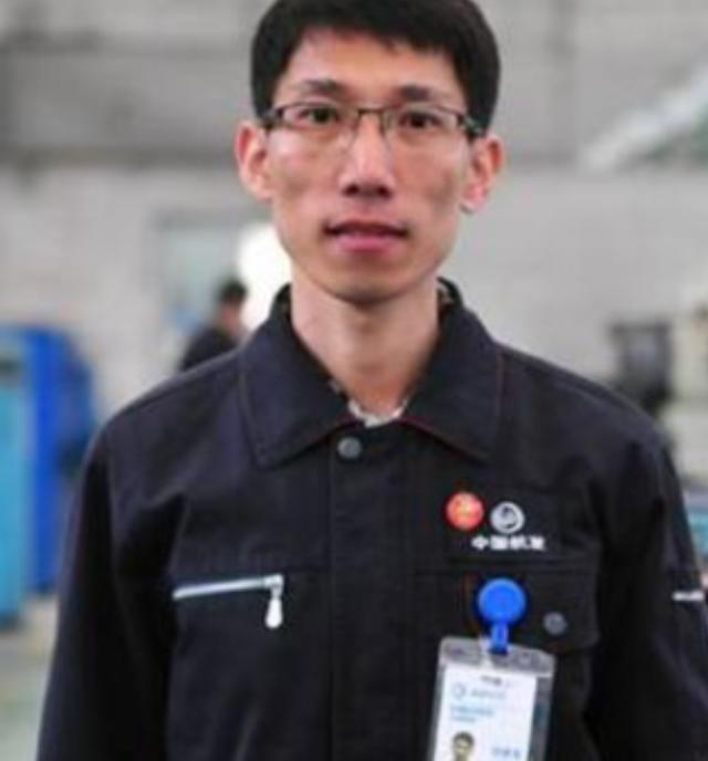 “离开中国，美国给你年薪1000万！”2019年美国开出了上千万年薪的条件，要“