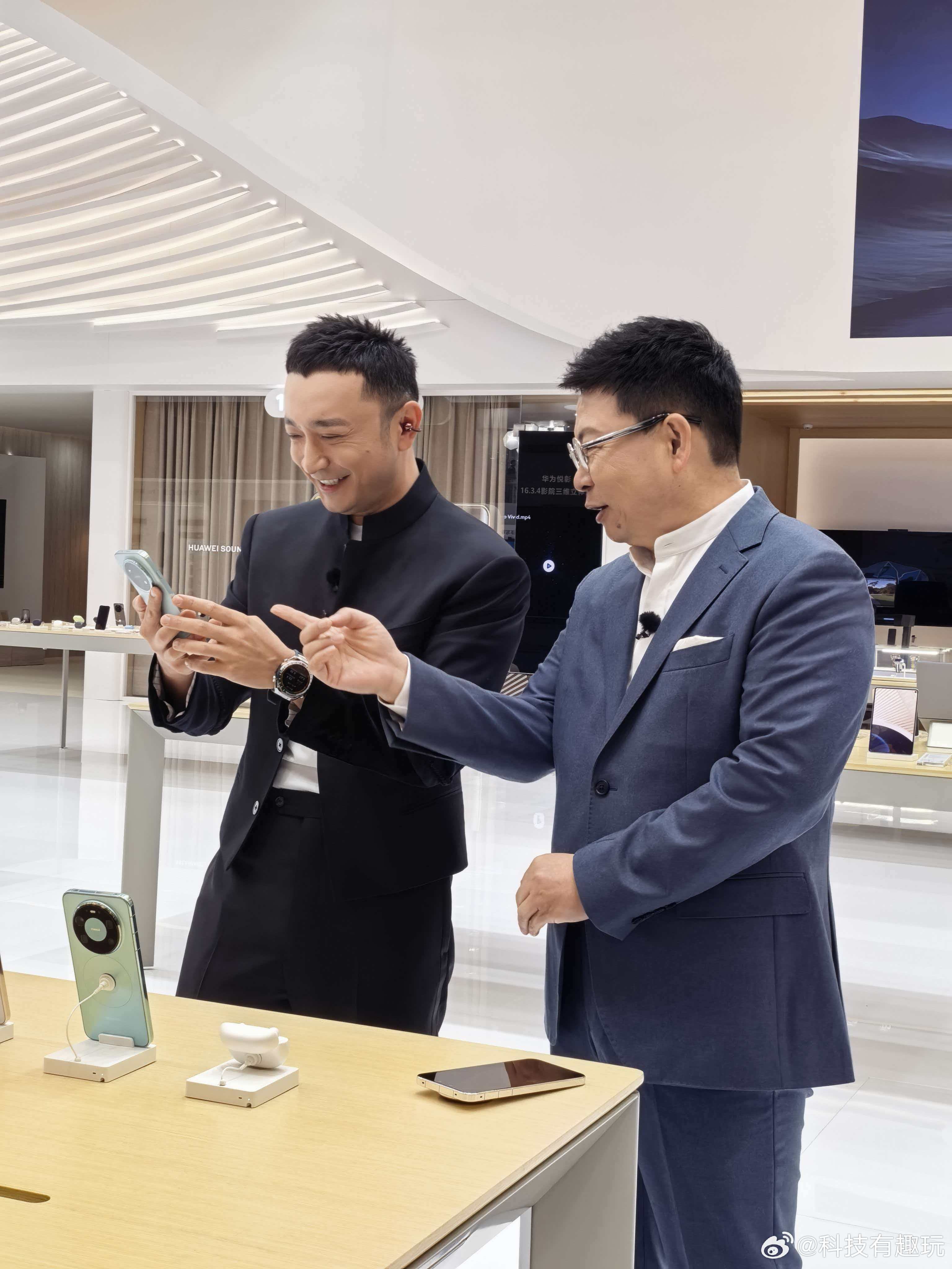 余承东官宣华为畅享90系列它来了它来了！华为畅享90系列带着巨鲸大电池和华为畅享