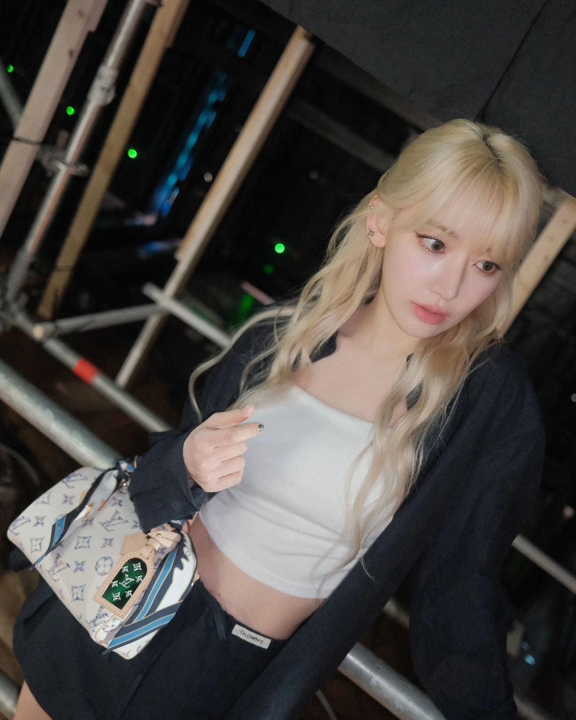#宮脇咲良[超话]# 39saku_chan IG#LouisVuitton #