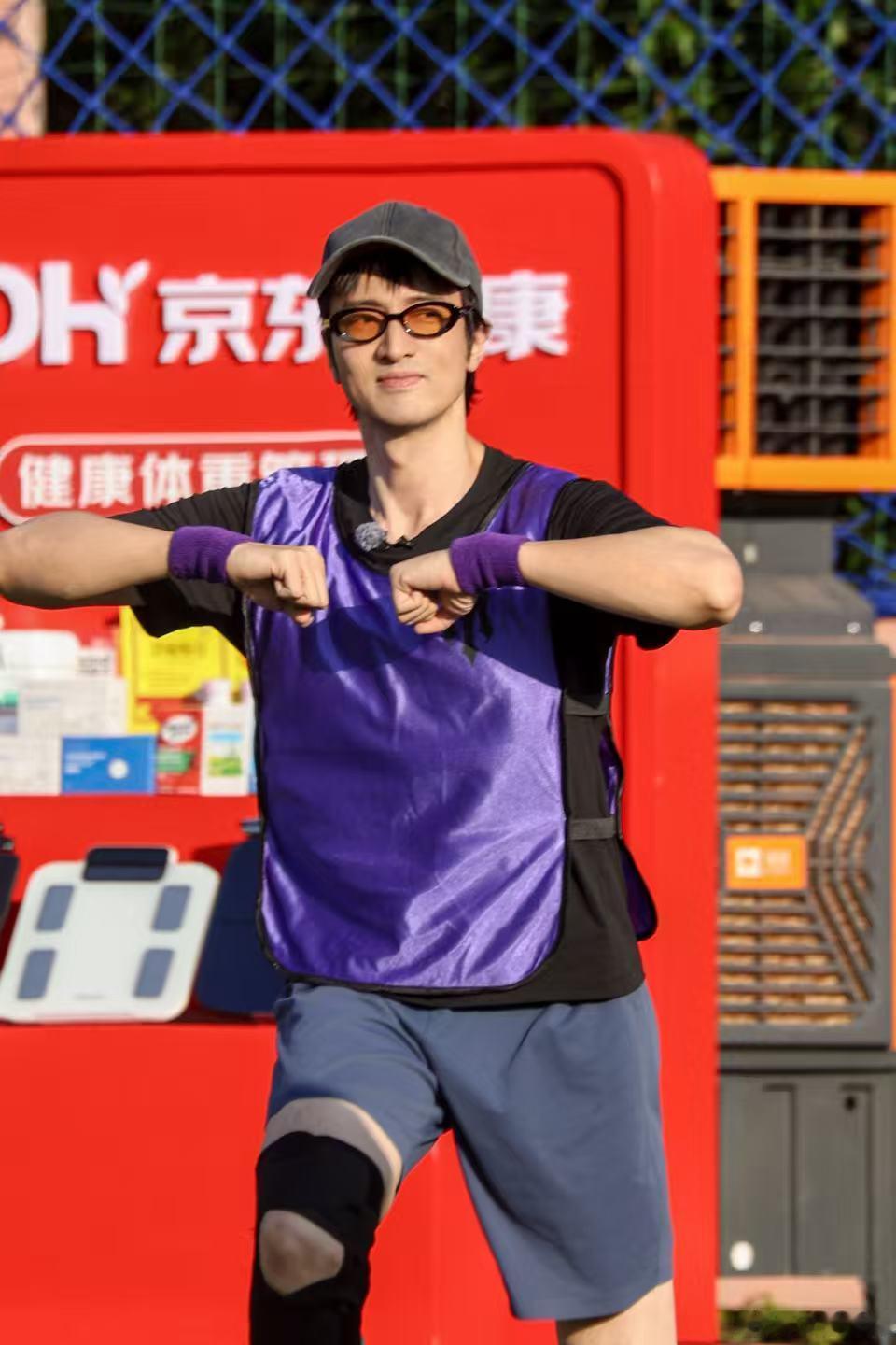 王传君部落三公垫底王传君部落三公倒一输赢都是公演常态，虽然王传君部落三公拿到倒一