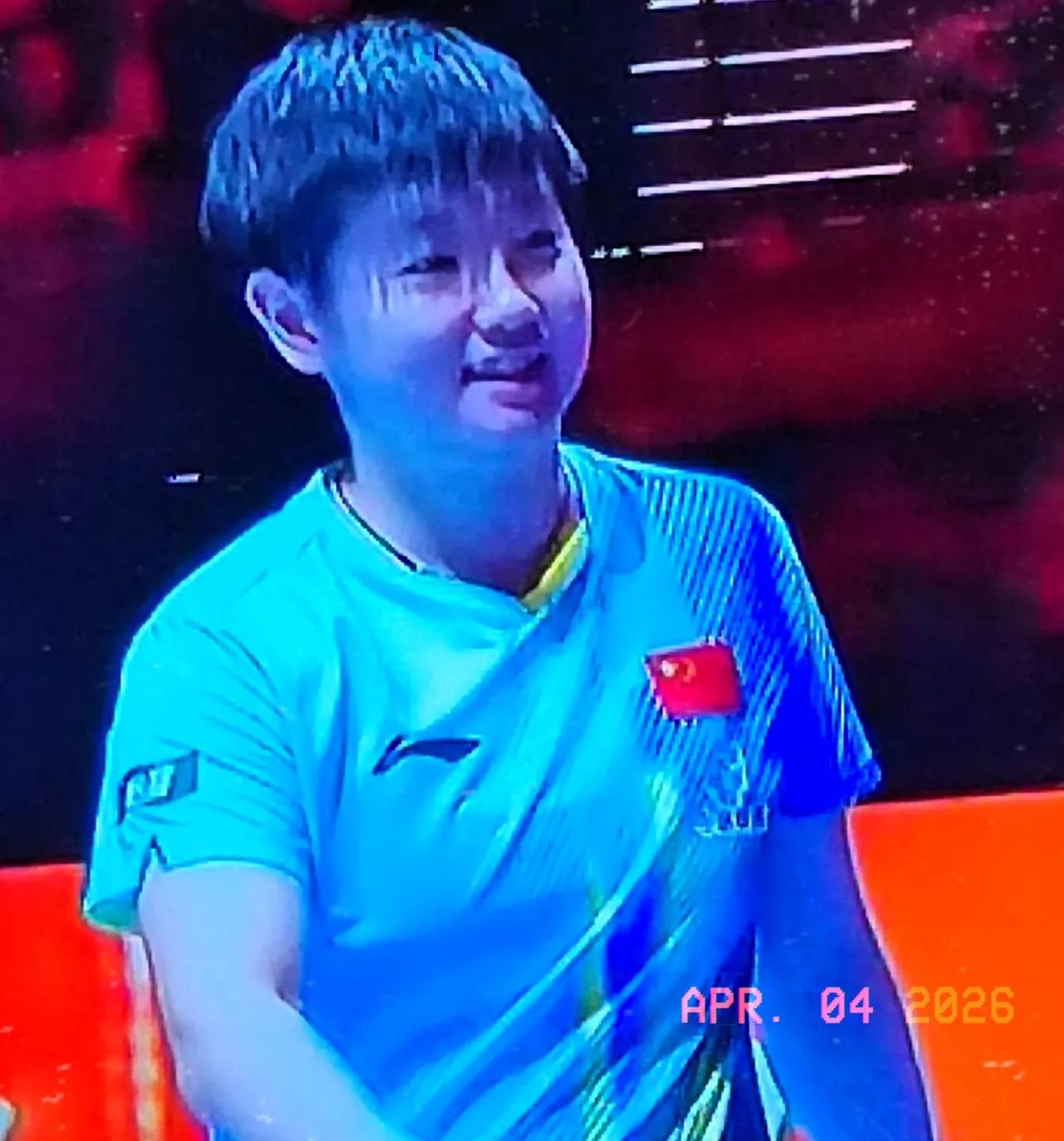 真是一场殊死拼争，让球迷紧张到窒息的对决！
一波三折，扣人心弦。

决胜局，开局