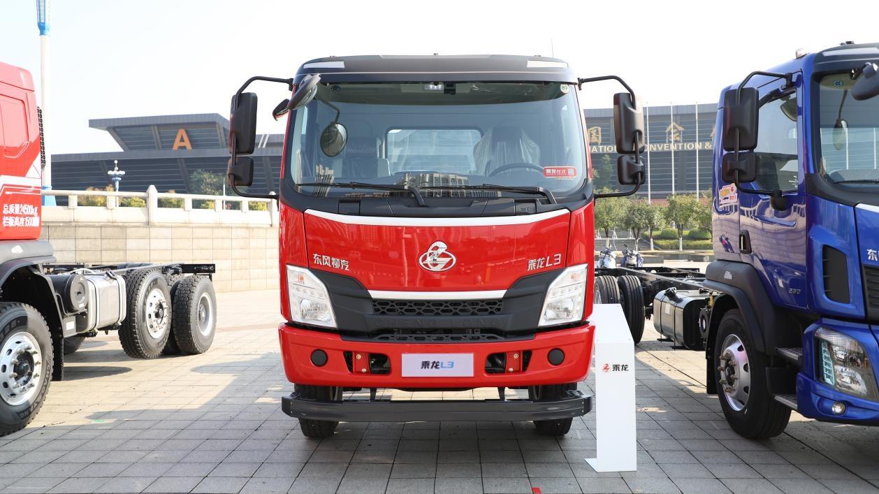 乘龙L3 4X2自卸车如何做到又轻又强？为解决乡村狭窄道路通行难题，乘龙L3 4