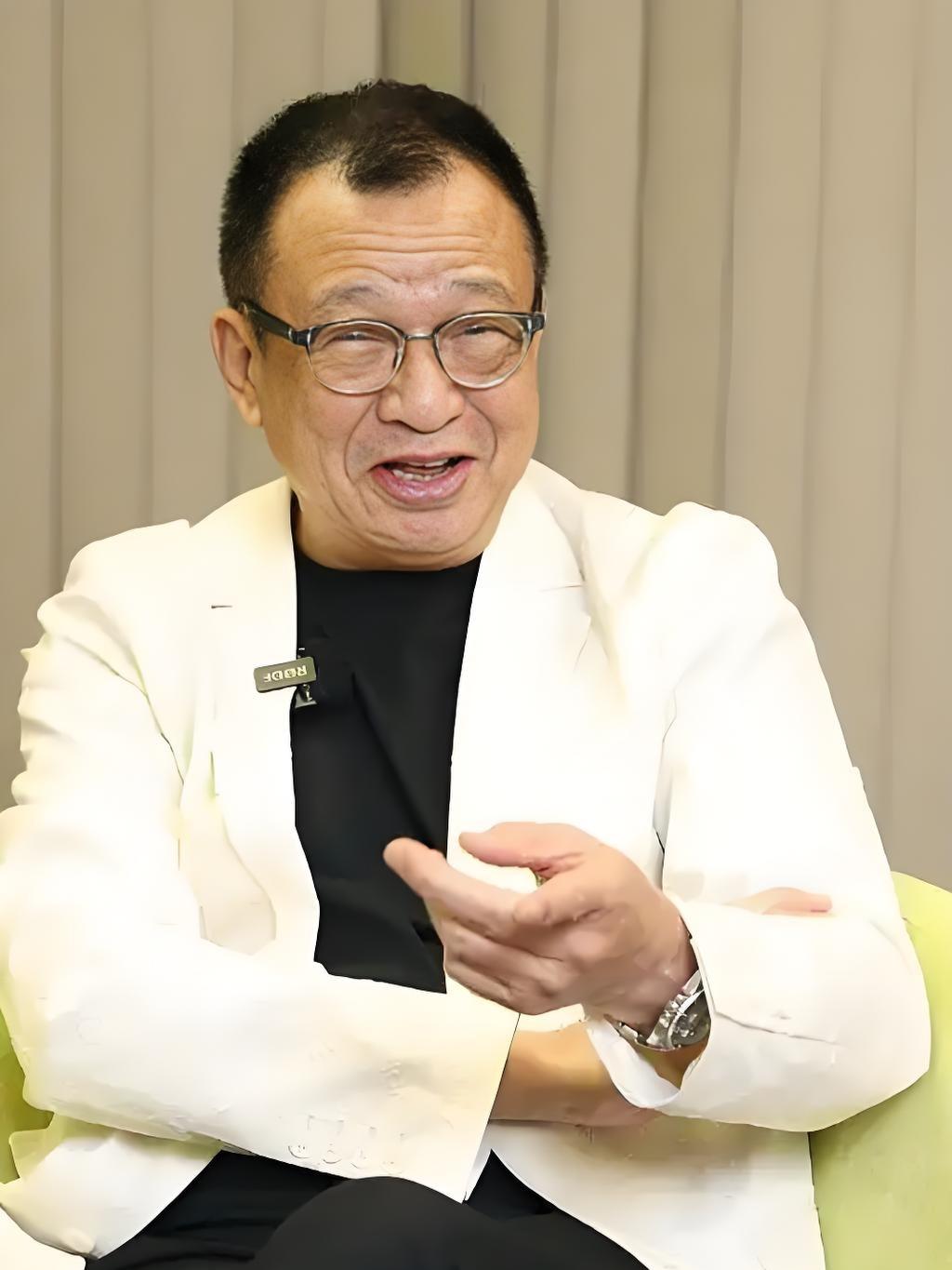 许绍雄去世后，业内人士的悼文，打了多少明星的脸！

虽然已经年过古稀，进组的时候