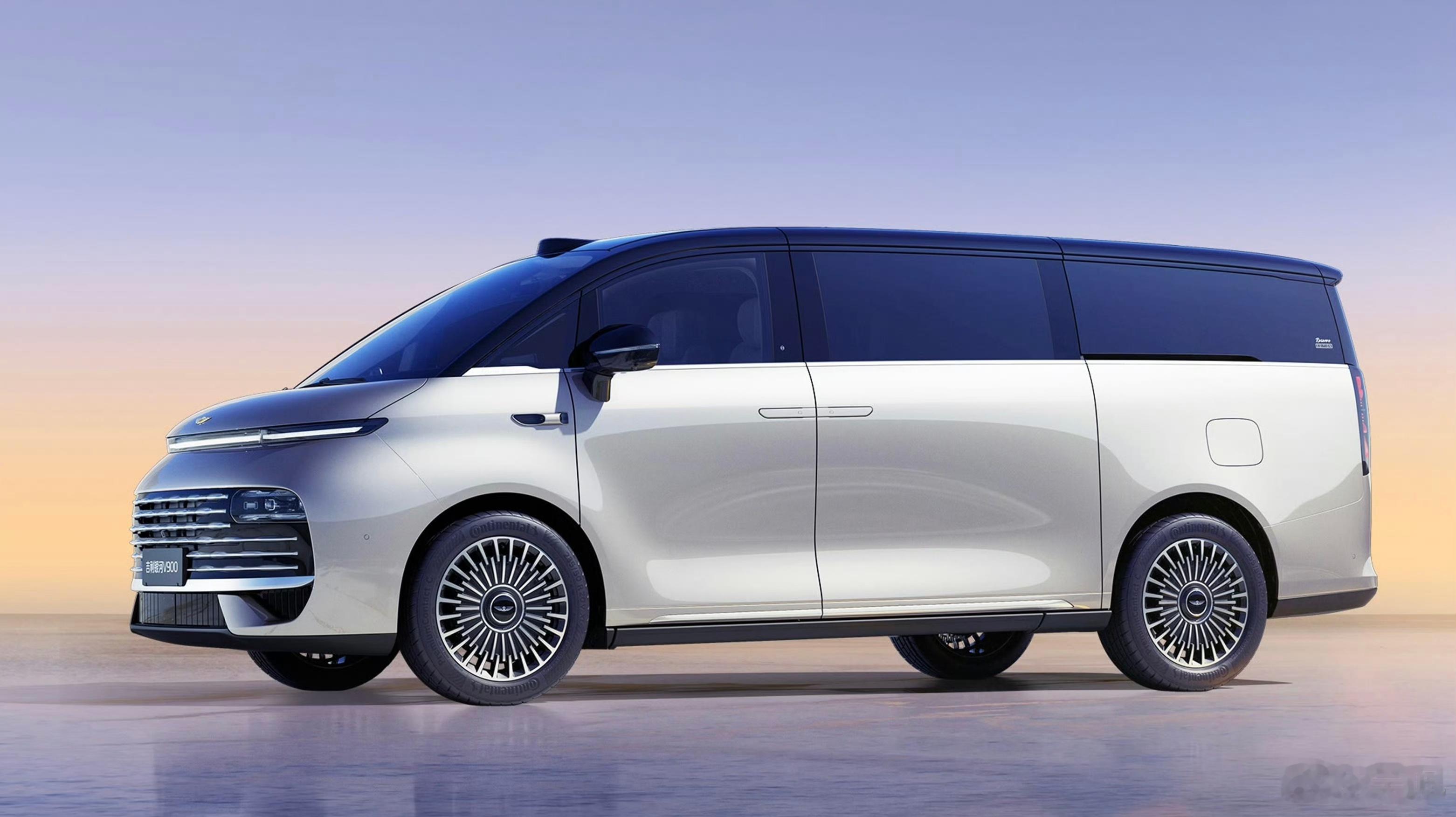 按道理吉利干新能源是干插混的，但为什么在这台银河V900身上却用到的是增程呢？核