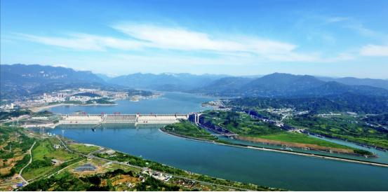 1969年毛主席反对建三峡工程，却同意修建葛洲坝，里面的心酸有谁知道呢？
 
在