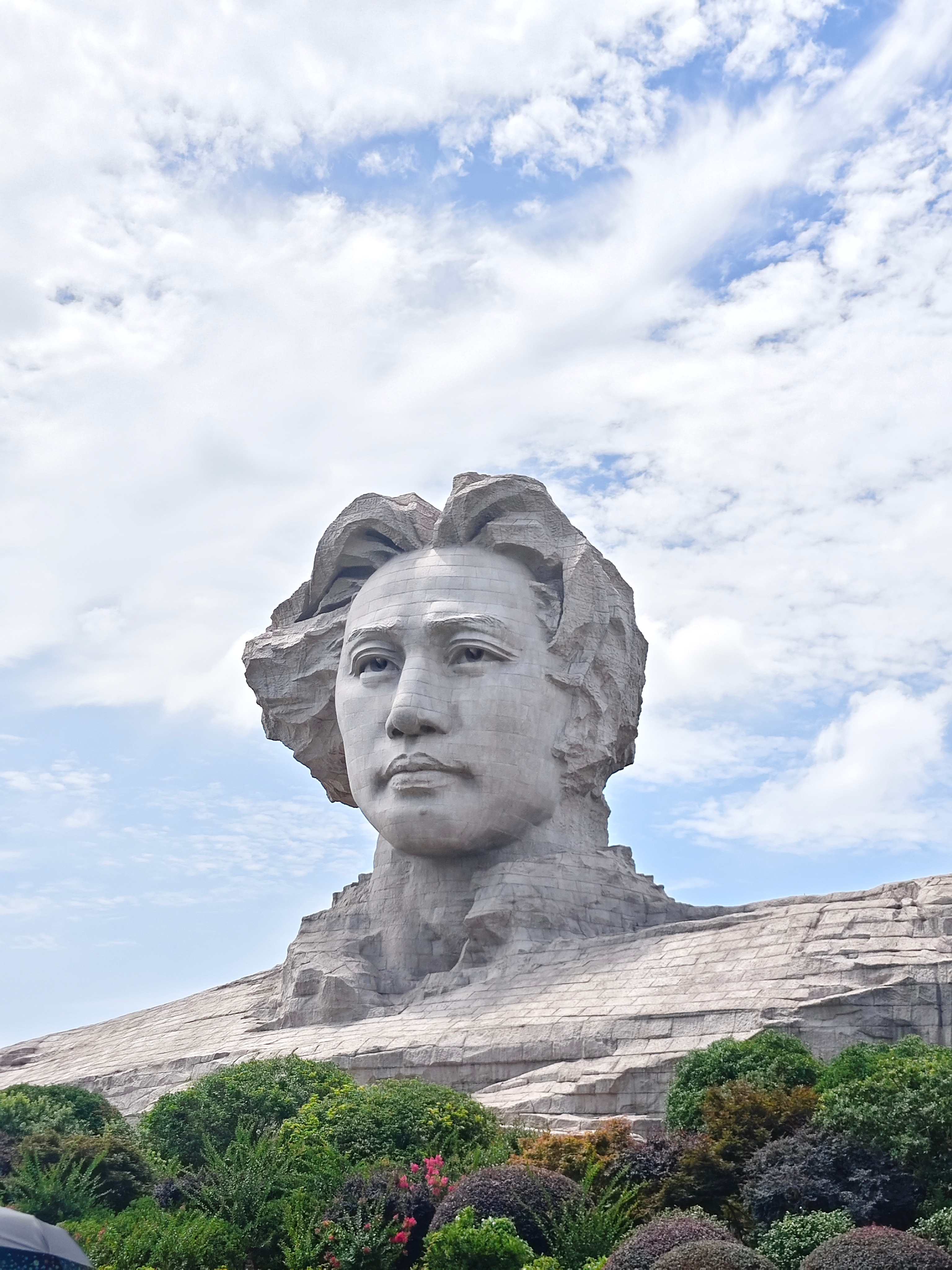 长沙好热啊，咋感觉比成都还热  ​​​