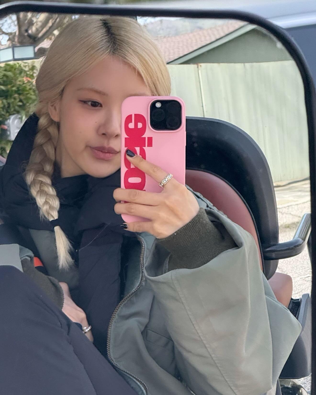 Jennie、Rose 她们都开始画这种妆了？ ​​​