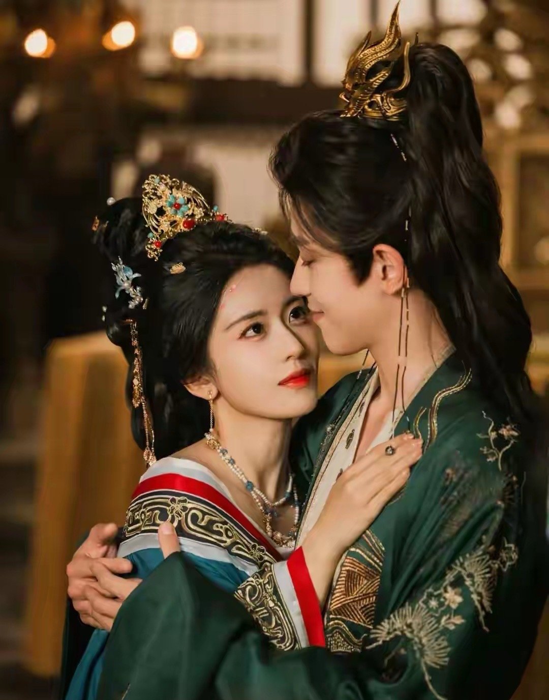 短剧女演员中最近又杀出匹黑马，这绝对是我看过短剧里最权威的脸 ​​​