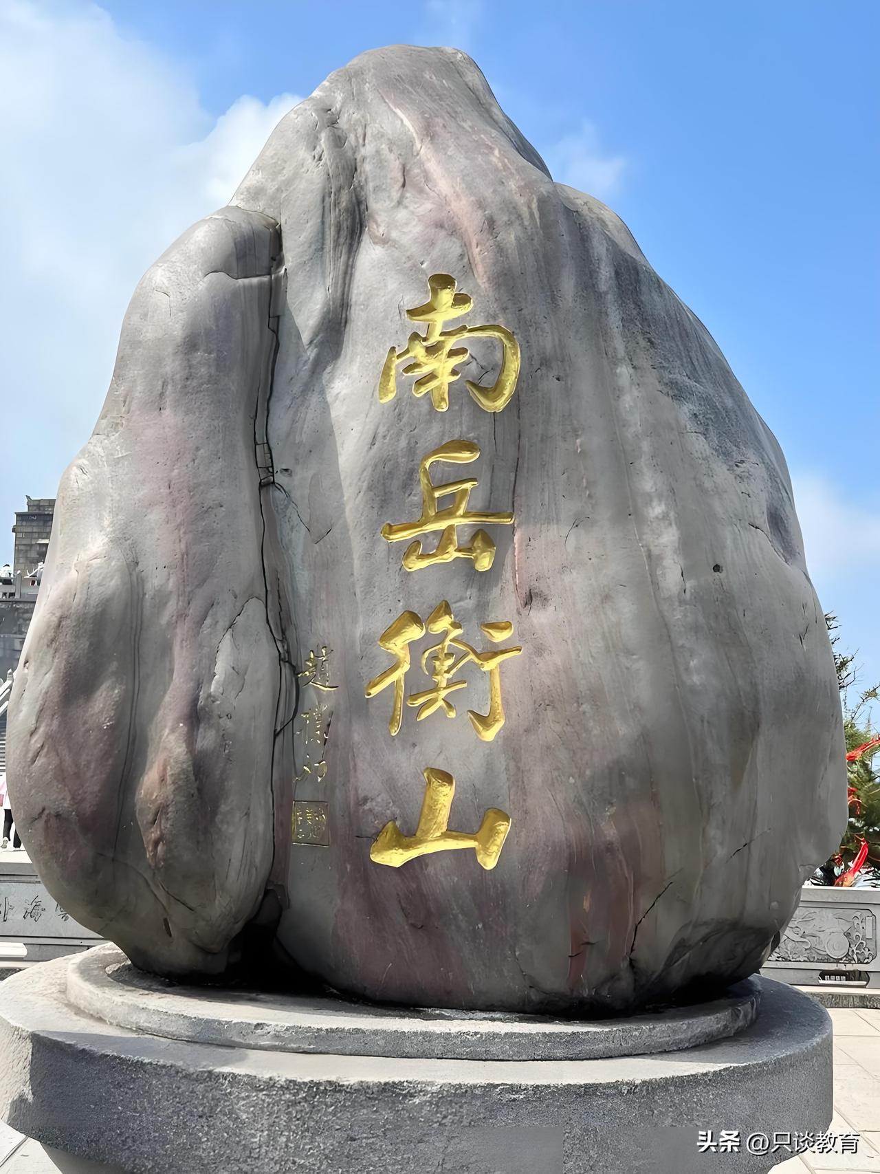 教育没有标准答案！
世界上有近乎完美的教育吗？
我认为根本没有。
因为每个人都是