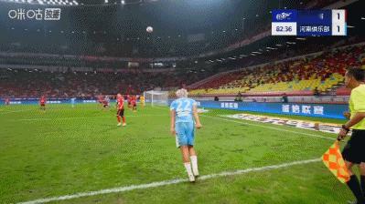 中超争冠战发生重大变化，成都蓉城输球退出争冠，上海双雄最后一轮终极对决！
中超第