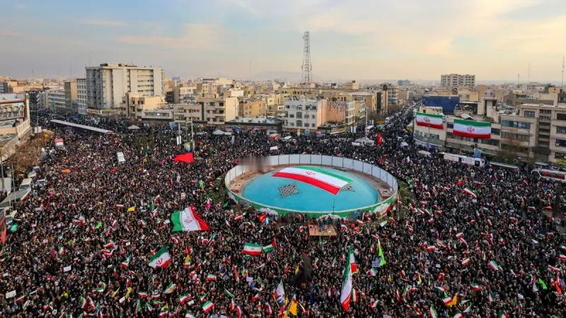 幂谈天下烽火问鼎计划 金融时报：德黑兰人心惶惶：首都居民夜夜出逃，以为美国已发动