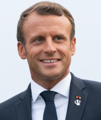 中方不给热脸了！
马克龙变脸后遗症！


中方这次的回应很平静。
马克龙来了，