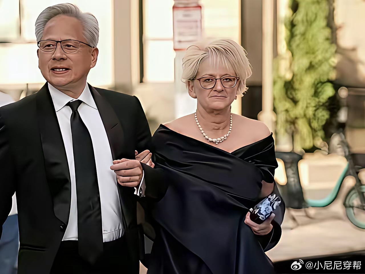 华人首富黄仁勋，很多人感慨他最大的遗憾，不是妻子容颜变化，而是子女外貌已经看不出